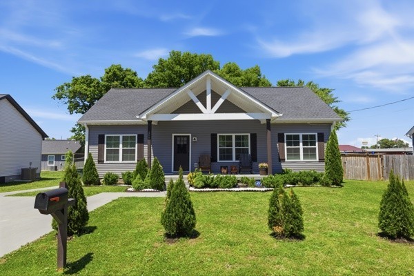 Photo for MLS 3541062 in 208 15th Ave E Springfield, TN - 37172