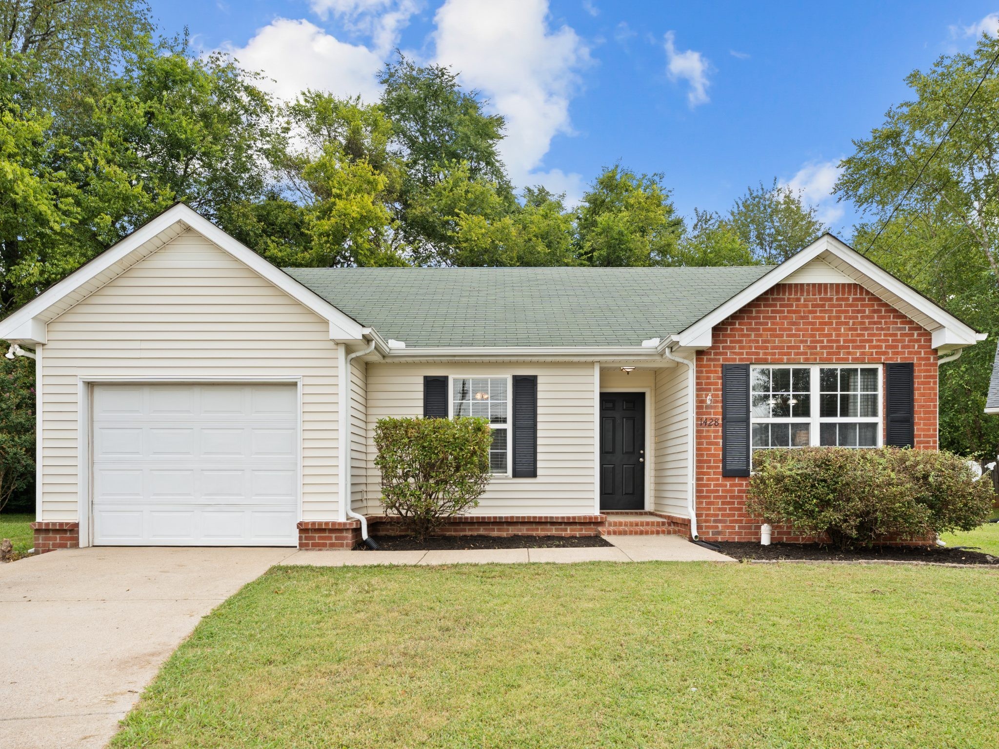 Photo of Listing #3541065