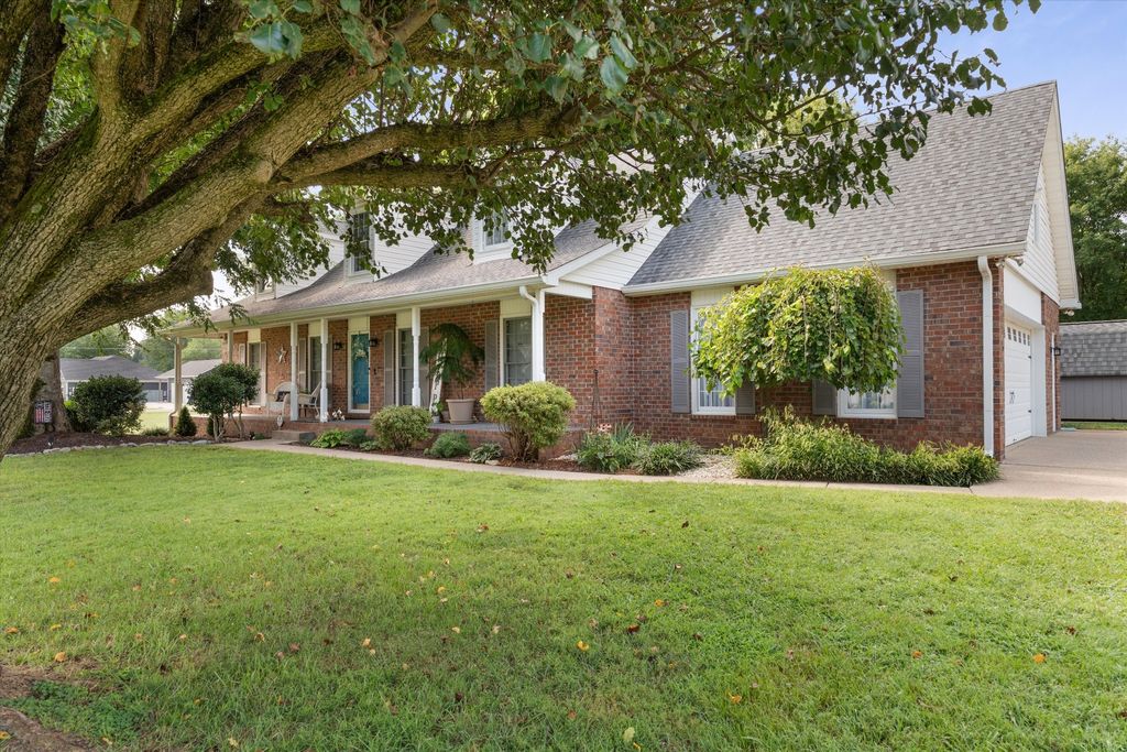 778 Pleasant Run Rd, Smyrna