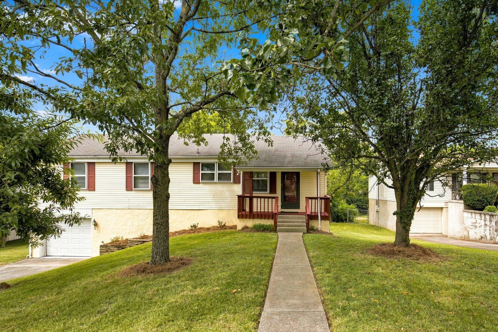 Home for sale in 2825 Airwood Dr Nashville, TN