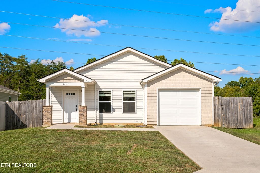 234 Sapling Lane, Knoxville
