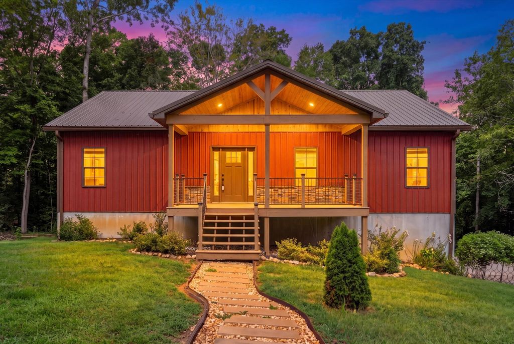 115 Dale Ln, Dover