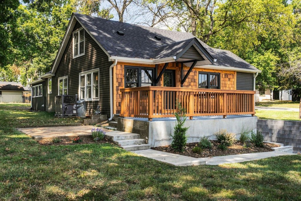 2804 Lakeshore Dr, Old Hickory