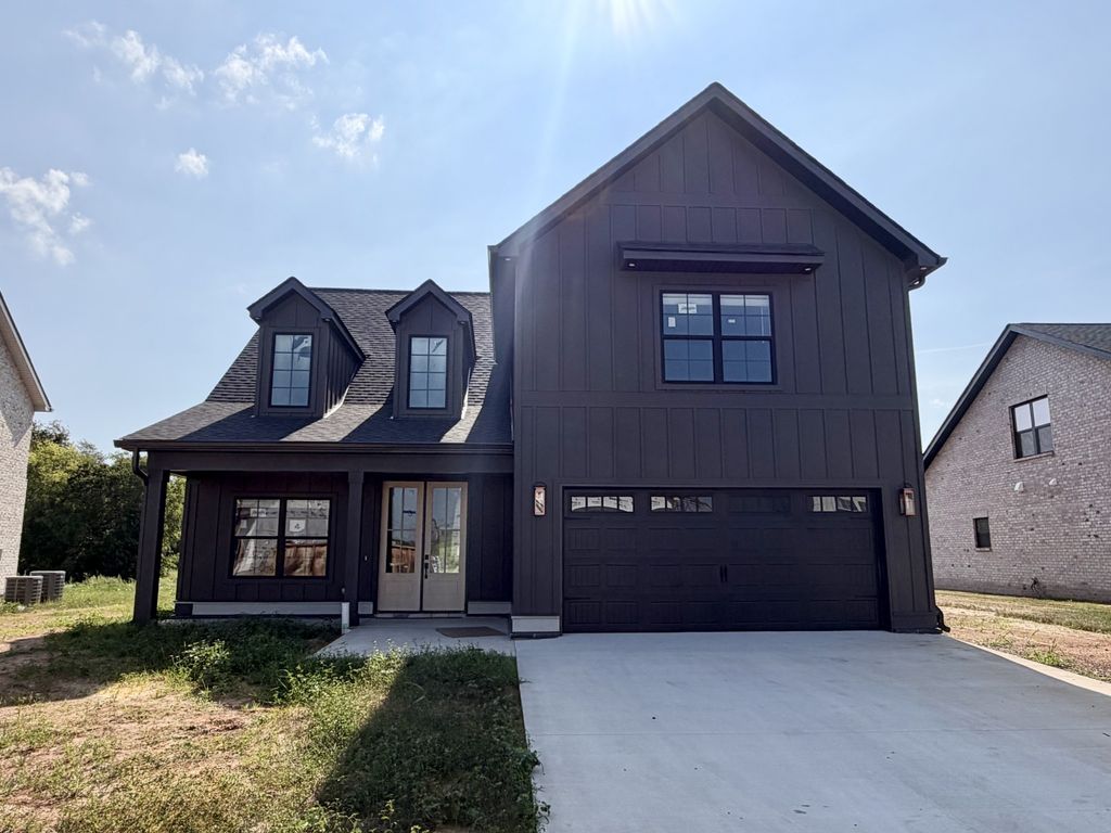 3713 Stillwater Pt, Clarksville