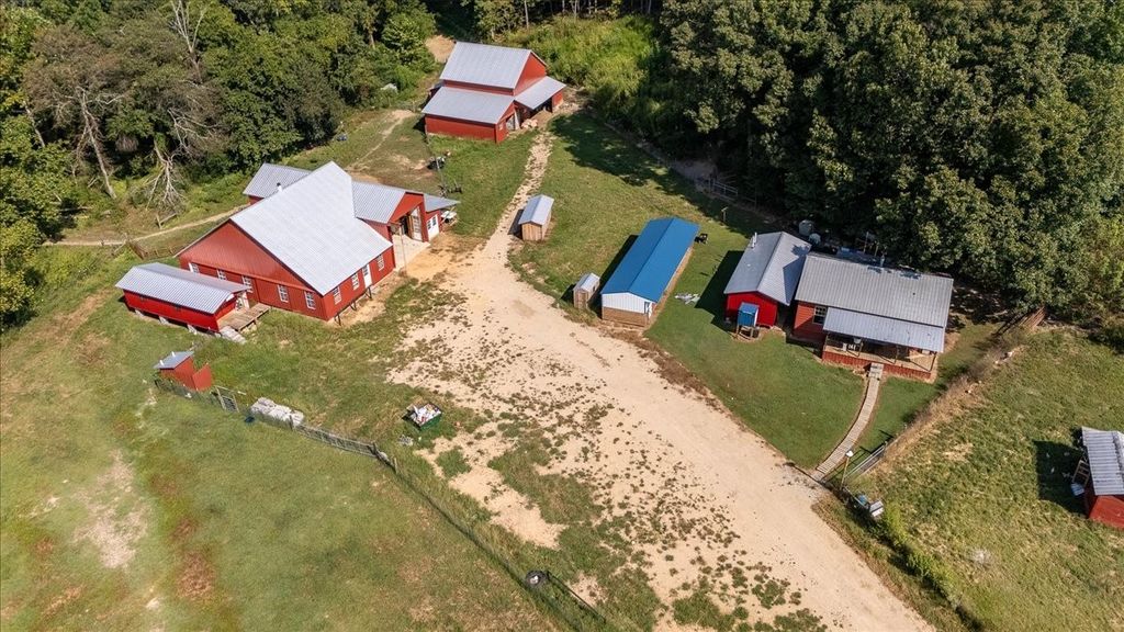115 Denson Rd, Lawrenceburg