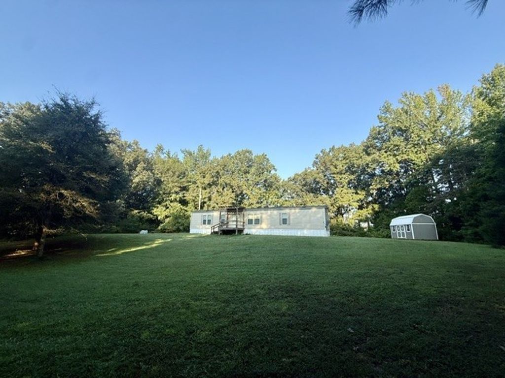 36 Green Ln, Paris