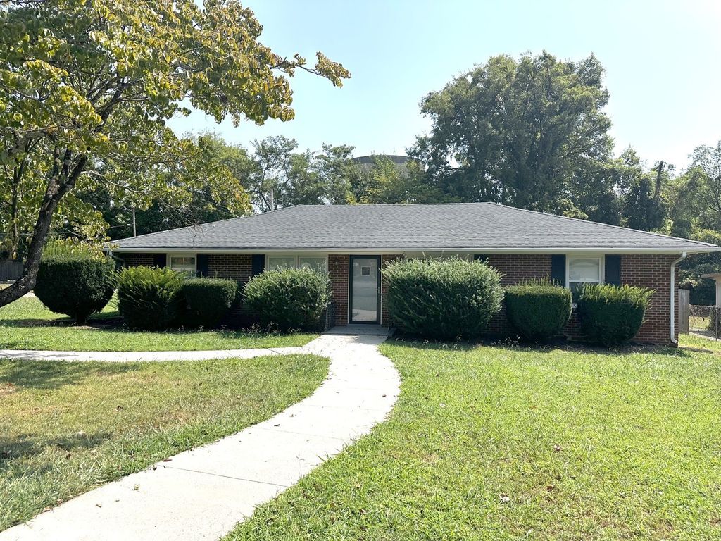 1132 White Blvd, Murfreesboro