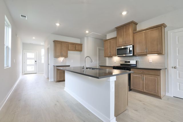 320 Apollo Pvt Way, Gallatin
