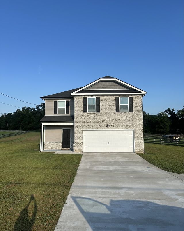 1055 E Piney Rd, Dickson