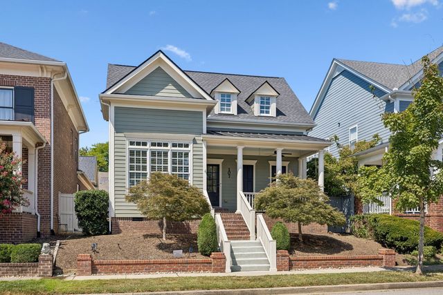 107 Gladstone Ln, Franklin