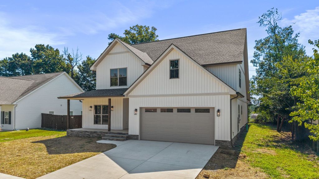 502 Hillside Ln, Lenoir City