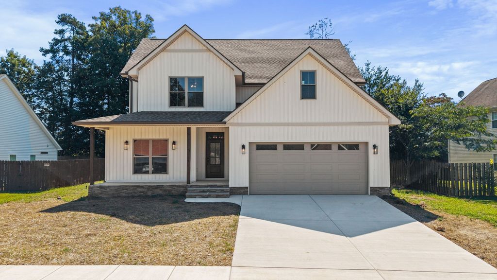 502 Hillside Ln, Lenoir City