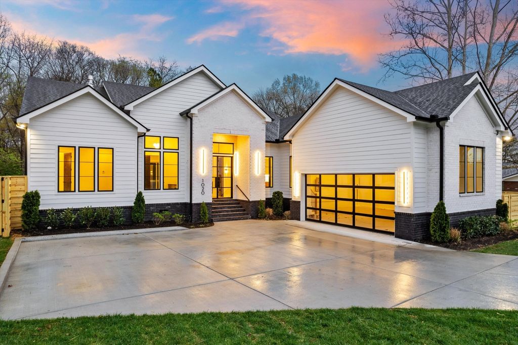1020 Hickory Hollow Rd, Nashville