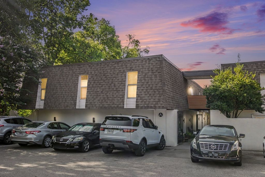 2097 Graybar Ln A3, Nashville