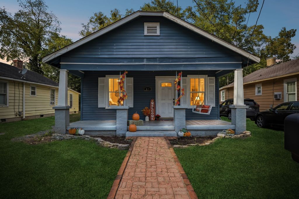 817 E Vine St, Murfreesboro