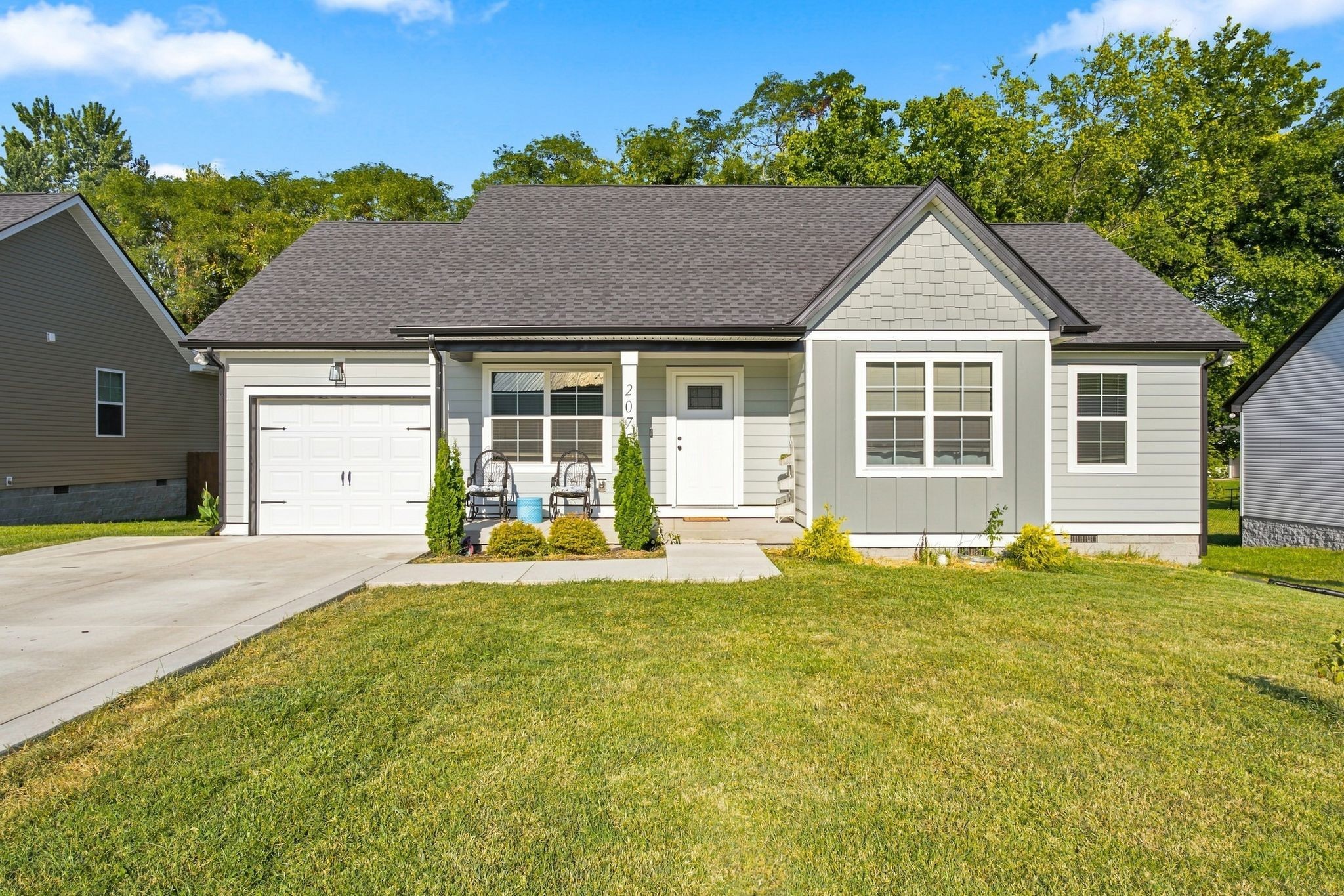 Photo for MLS 3542092 in 2075 Justice St Greenbrier, TN - 37073