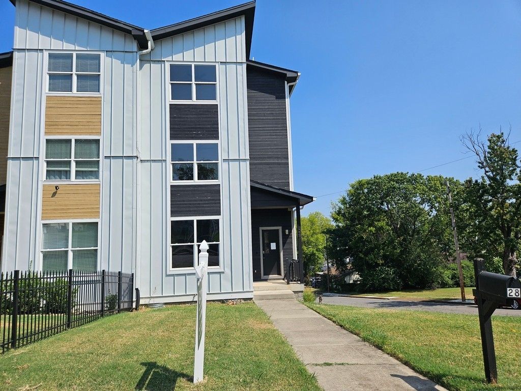 28 N Hill St, Nashville