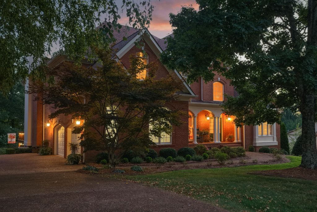 31 Mountain Orchard Path, Signal Mountain