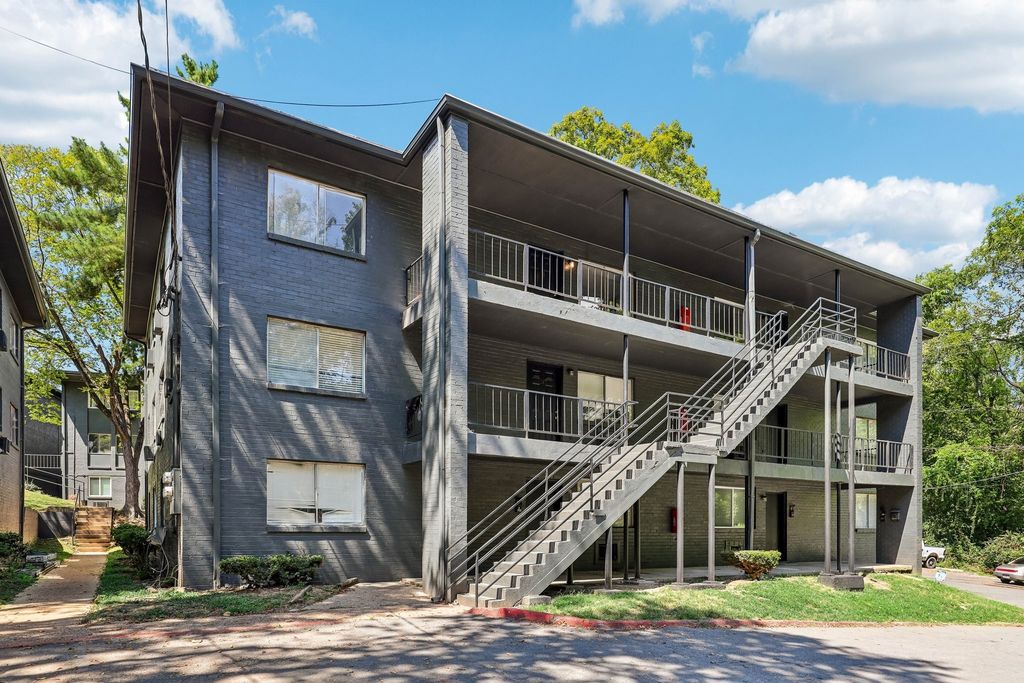 550 Harding Pl F122, Nashville