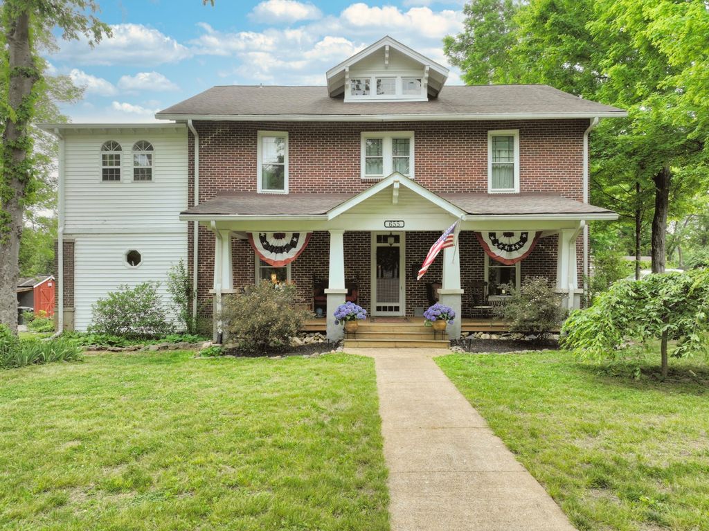 655 E Main St, Gallatin