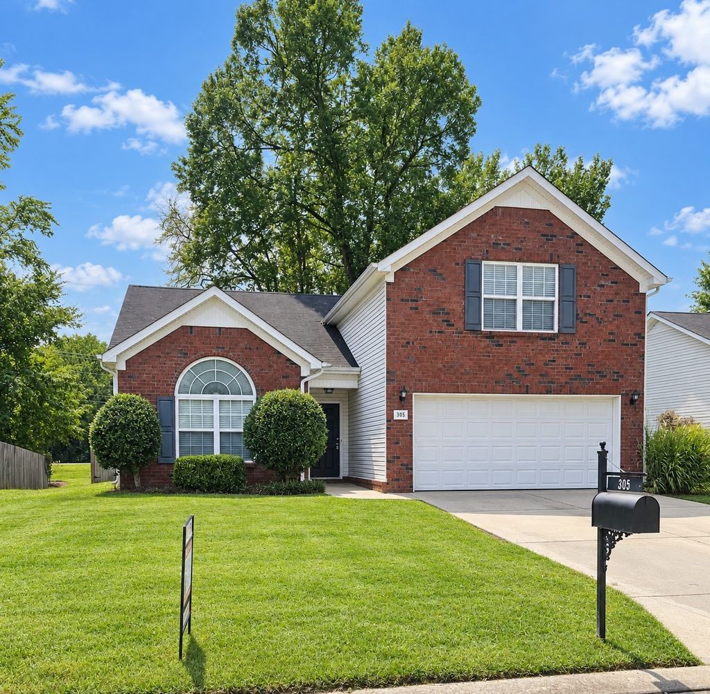 305 Sarava Ln, Smyrna