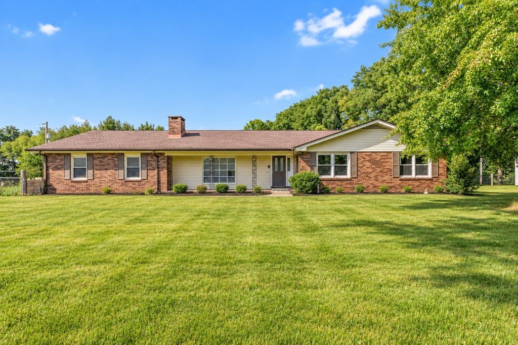1100 Pleasant Valley Rd, Chapmansboro