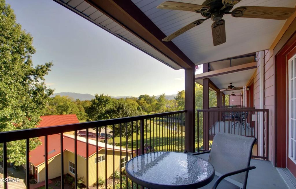 527 River Place Way 524, Sevierville