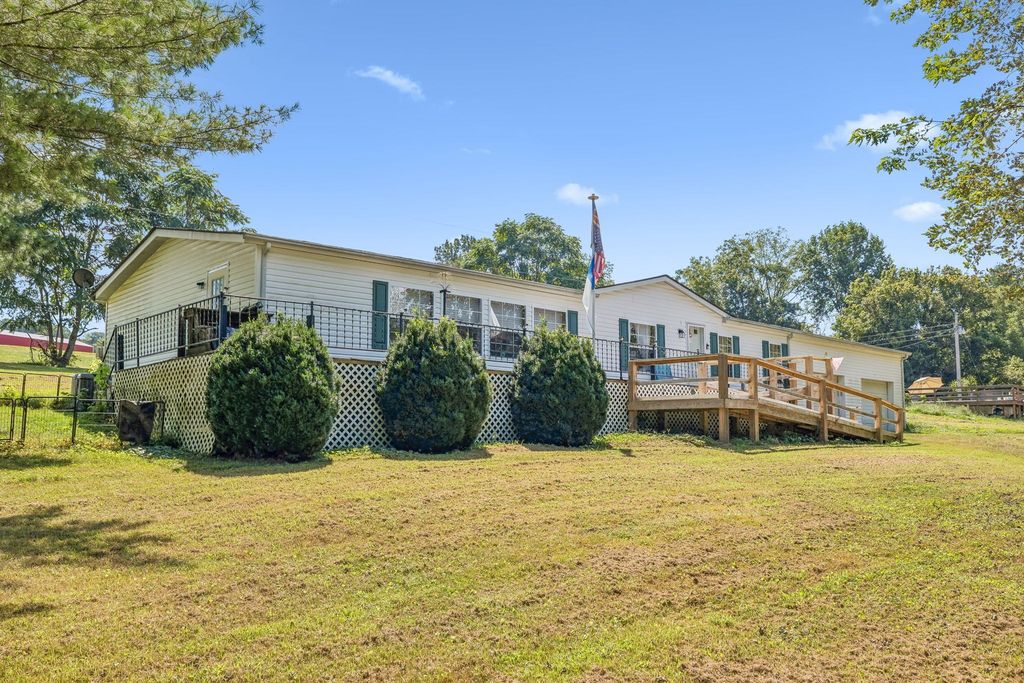 2684 Blue Springs Rd, Sparta