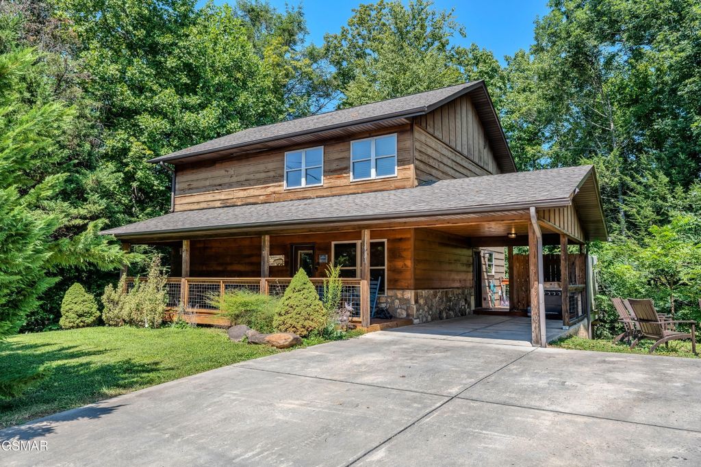 542 Johnson Lane, Gatlinburg