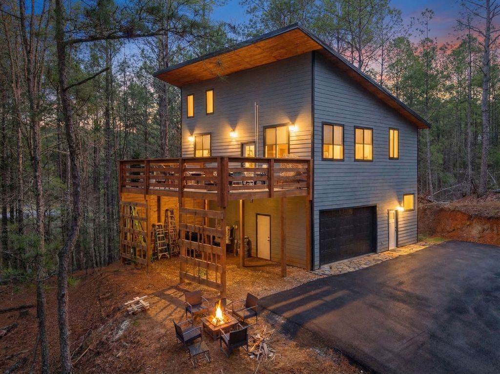 126 Hummingbird Way, Copperhill