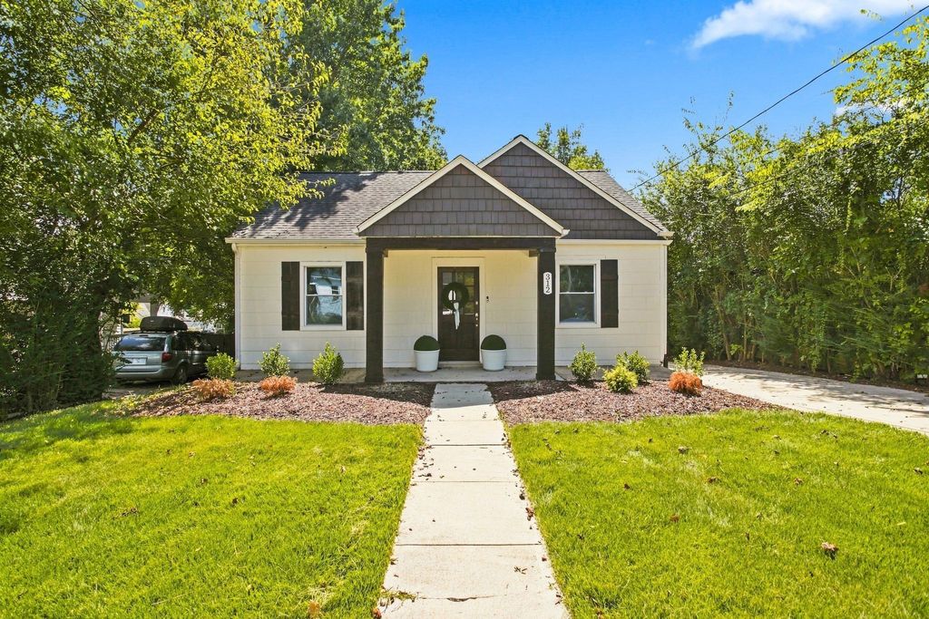 312 8th Ave, Columbia