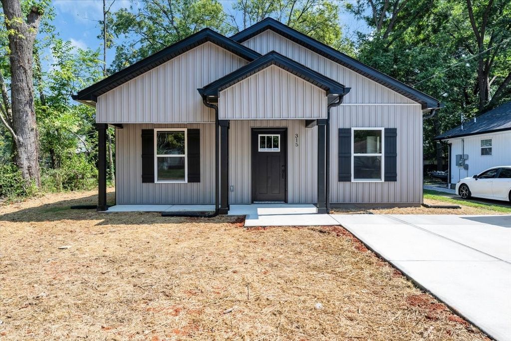315 S Maple St, Tullahoma