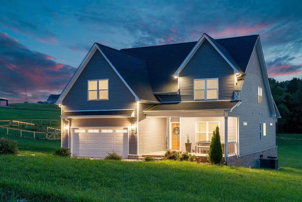 3968 Chapel Hill Rd, Clarksville
