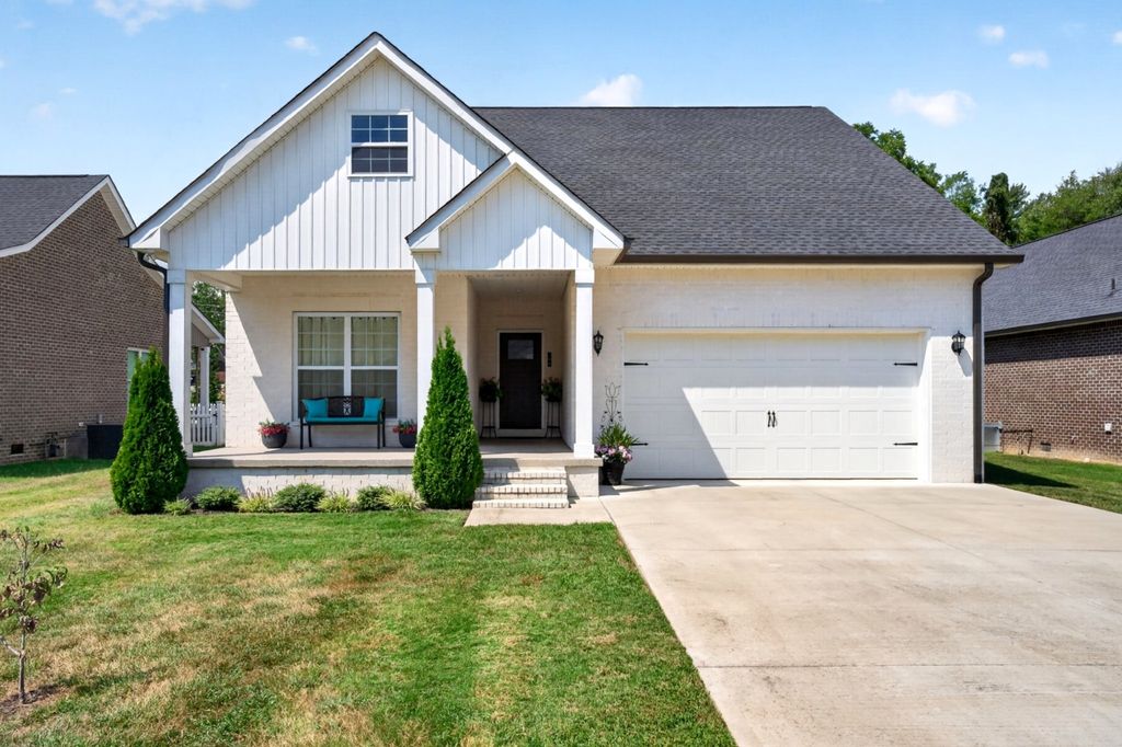 152 Beckham Way, Smithville