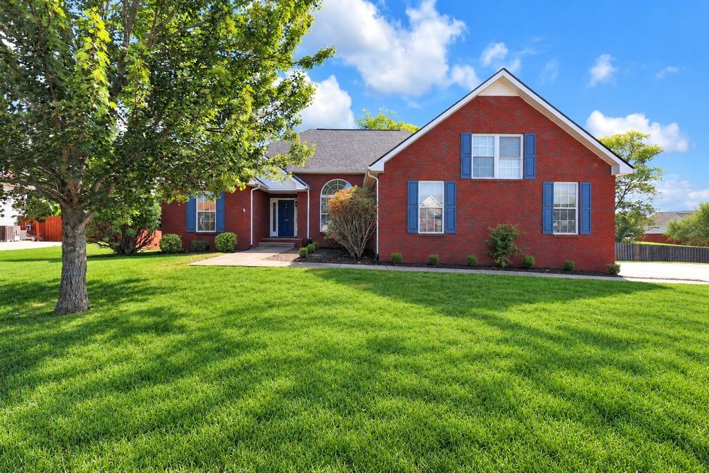 3908 Justene Ct, Clarksville