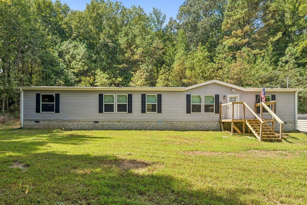 110 Bakerville Rd, Waverly