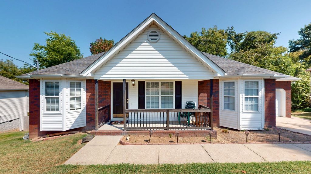 924 Pebble Beach Cir, Mount Juliet