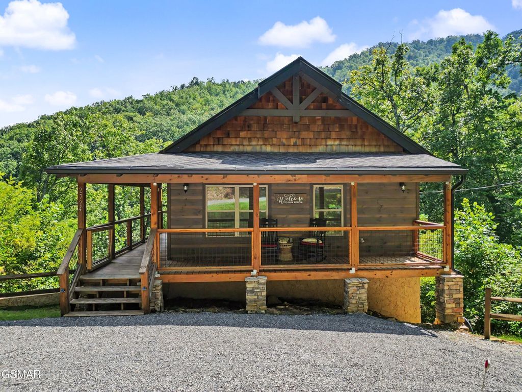 2724 Pine Crest Lane, Sevierville