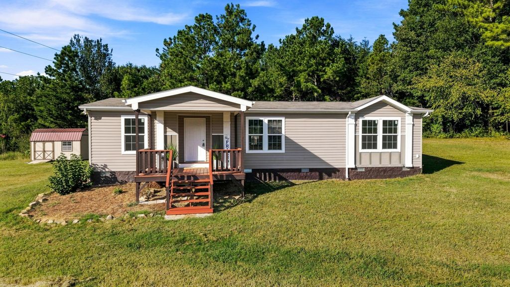 5966 Highway 30, Benton