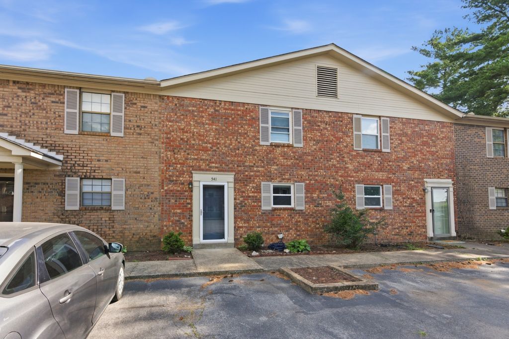 541 River Rock Blvd, Murfreesboro