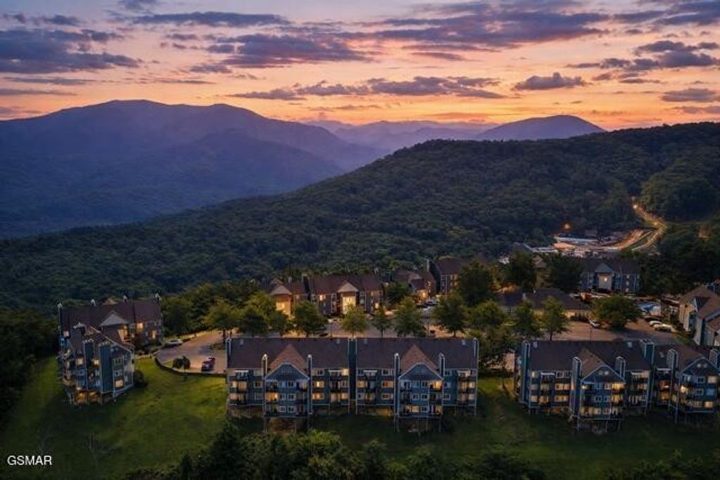 1260 Ski View Drive 1306, Gatlinburg