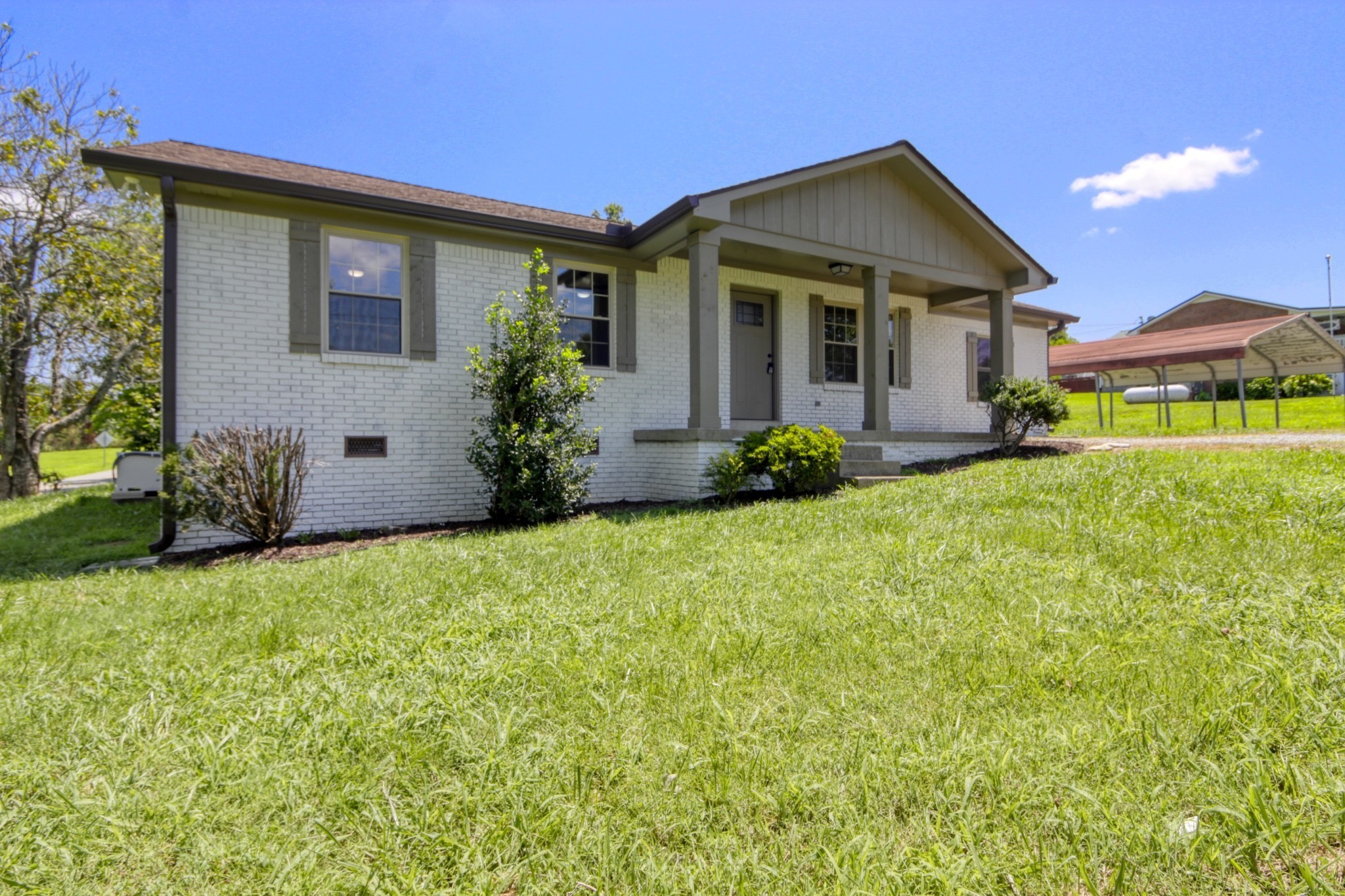 Photo for MLS 3542823 in 210 Crenshaw Rd Hartsville, TN - 37074