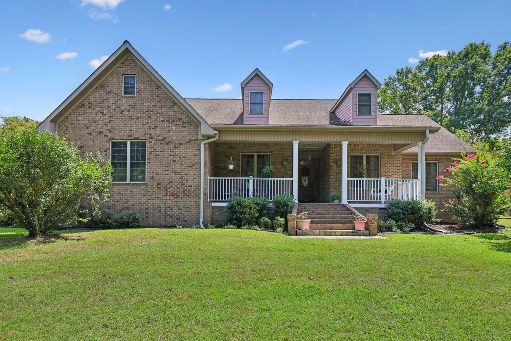 2037 Pulaski Hwy, Fayetteville
