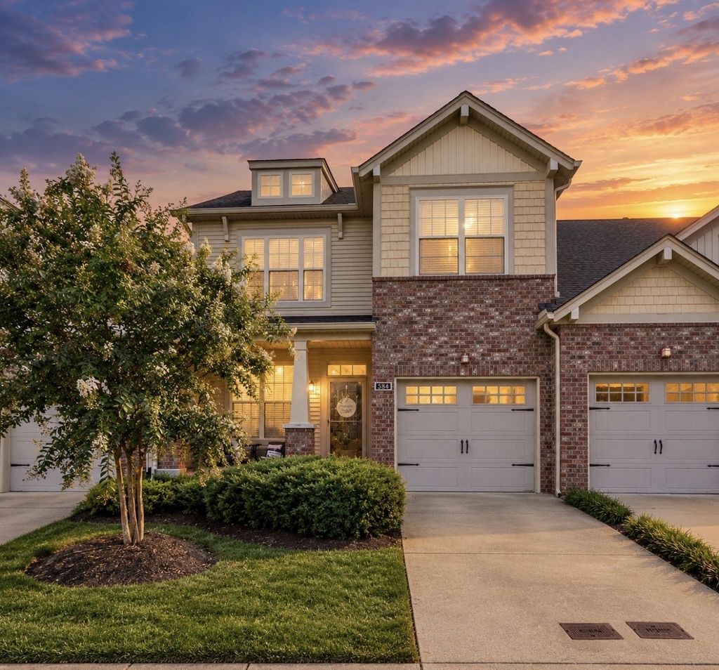 584 Griffin Cir, Hermitage