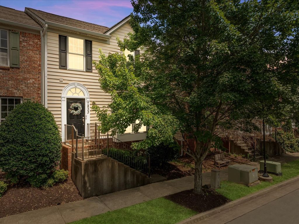 7833 Heaton Way, Nashville