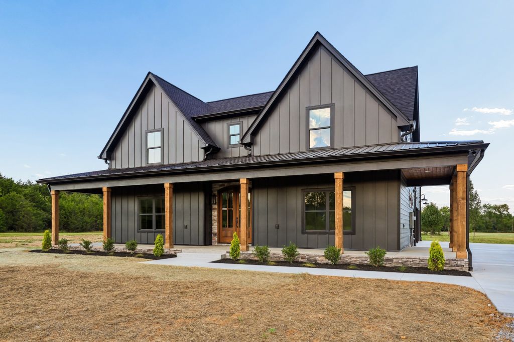 1165 Linwood Rd, Watertown