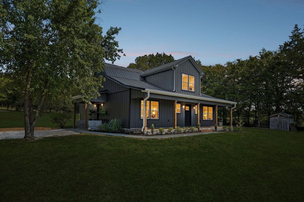 1137 Linwood Rd, Watertown