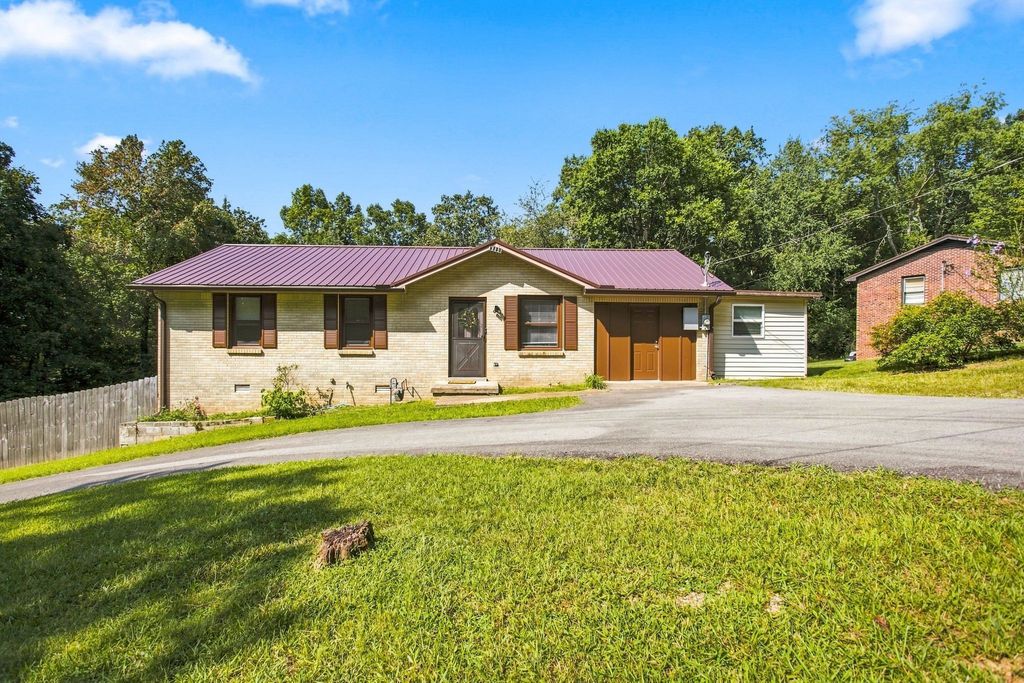 6661 Oak Hill Rd, Lyles