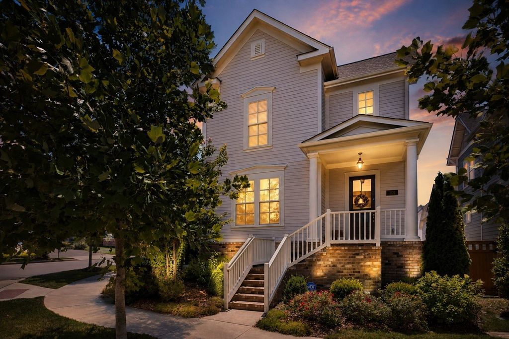 201 Moray Ct, Franklin