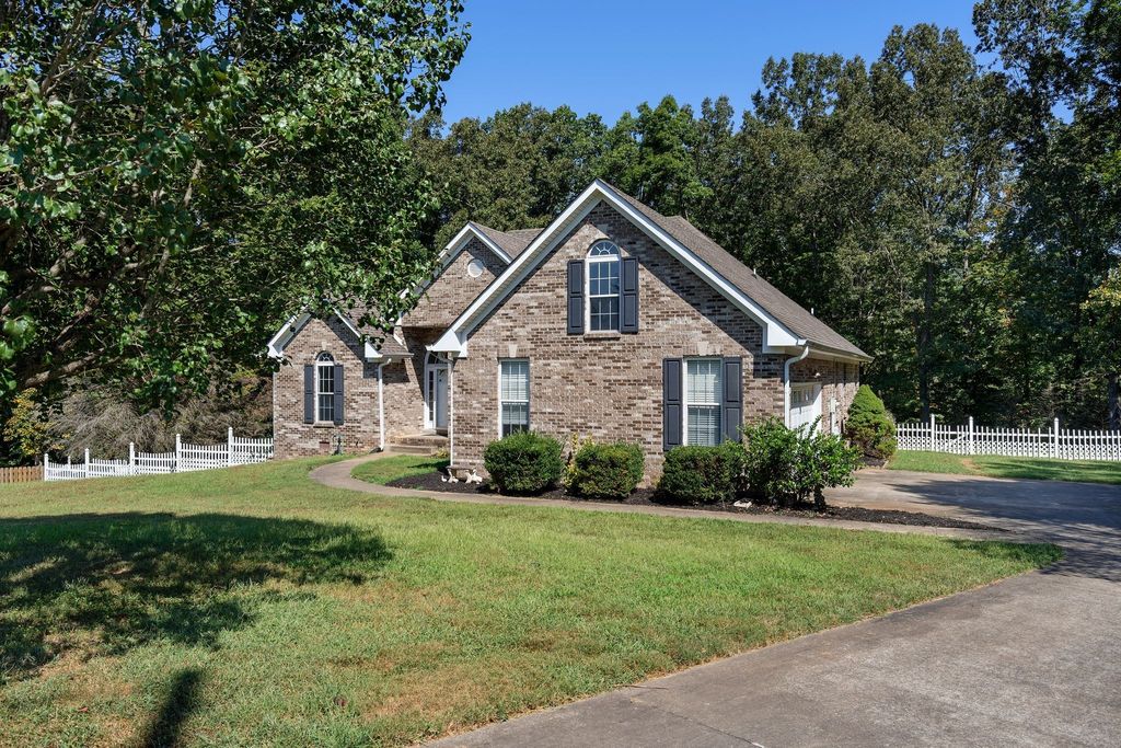 1564 Jacob Ct, Clarksville